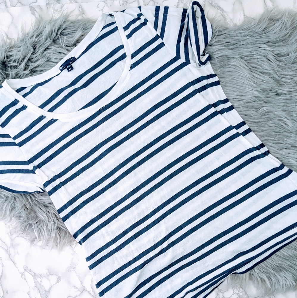 GAP Black & White Striped Top Plus Size 2X